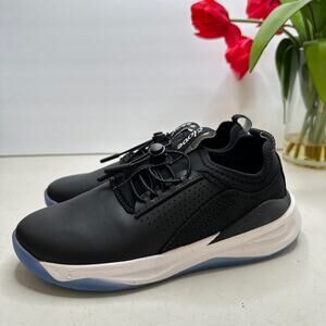 Clove Nursing Classic Sneaker Night Shift Shoes Black White Blue Women 5.5